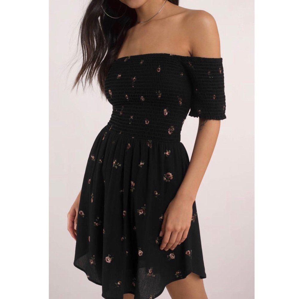 Tobi: Black Off Shoulder Day Dress